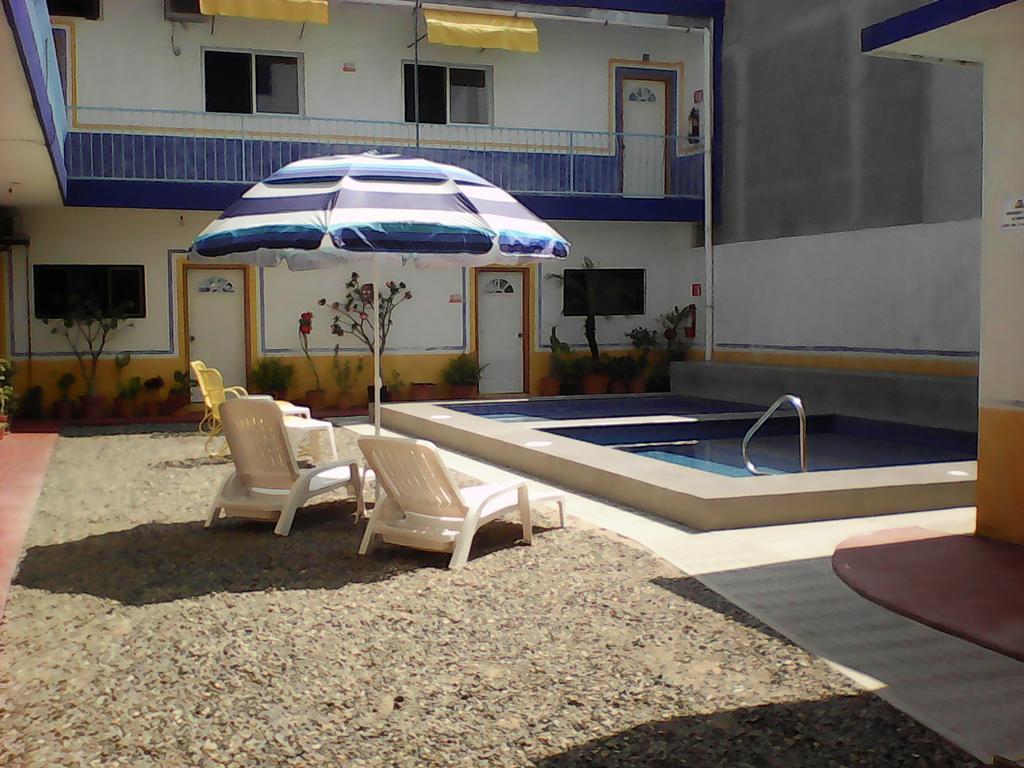 Hotel Sarabi Barra de Navidad Εξωτερικό φωτογραφία