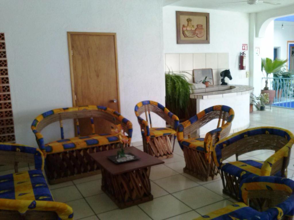 Hotel Sarabi Barra de Navidad Εξωτερικό φωτογραφία