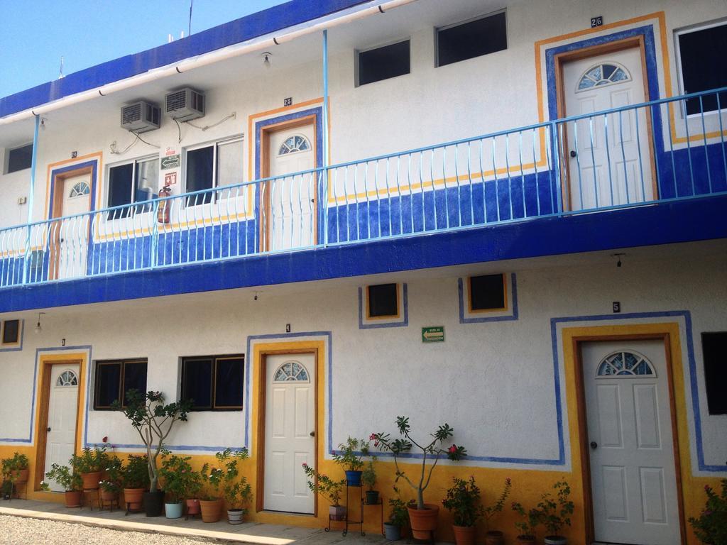 Hotel Sarabi Barra de Navidad Εξωτερικό φωτογραφία
