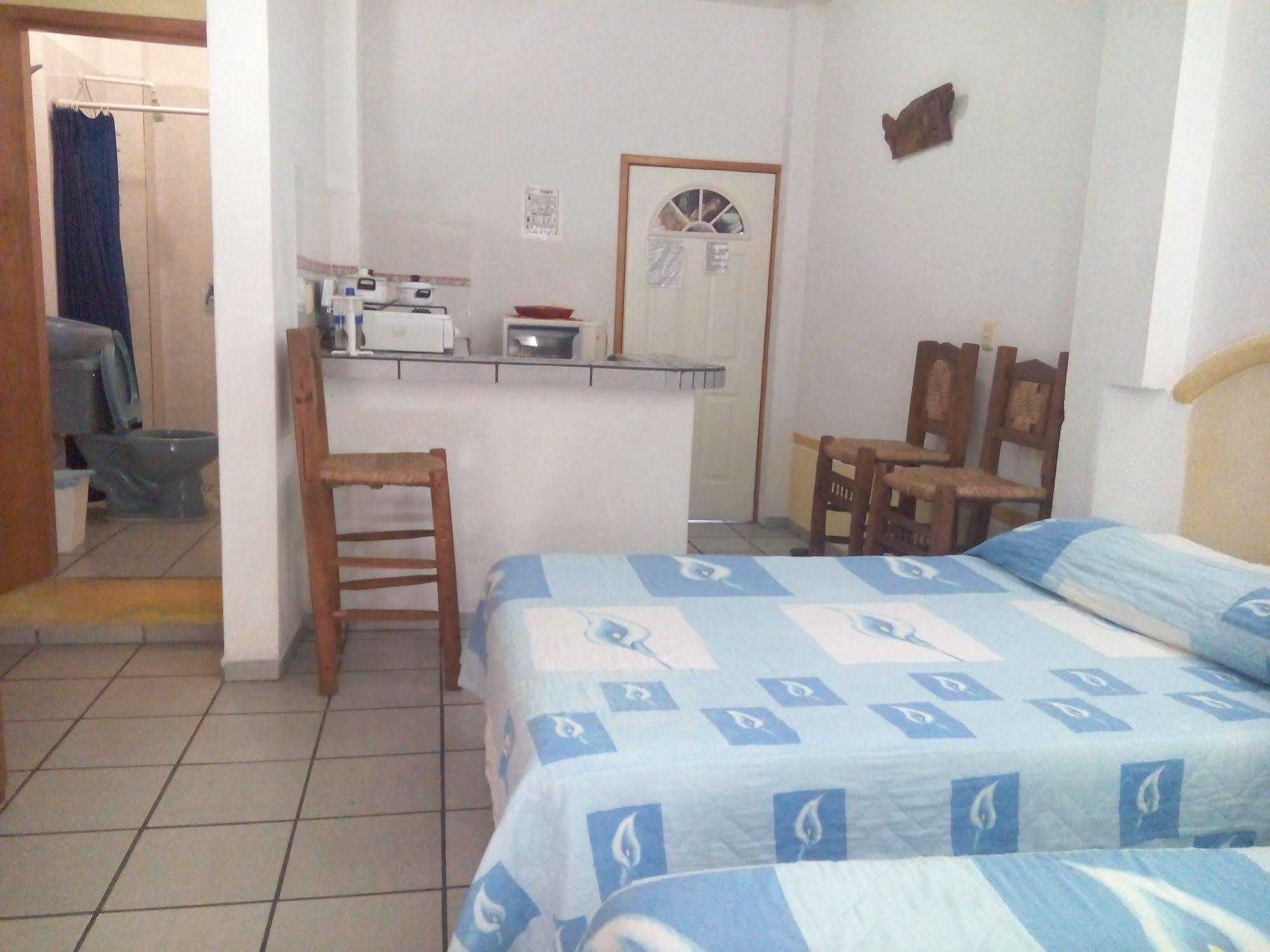 Hotel Sarabi Barra de Navidad Εξωτερικό φωτογραφία