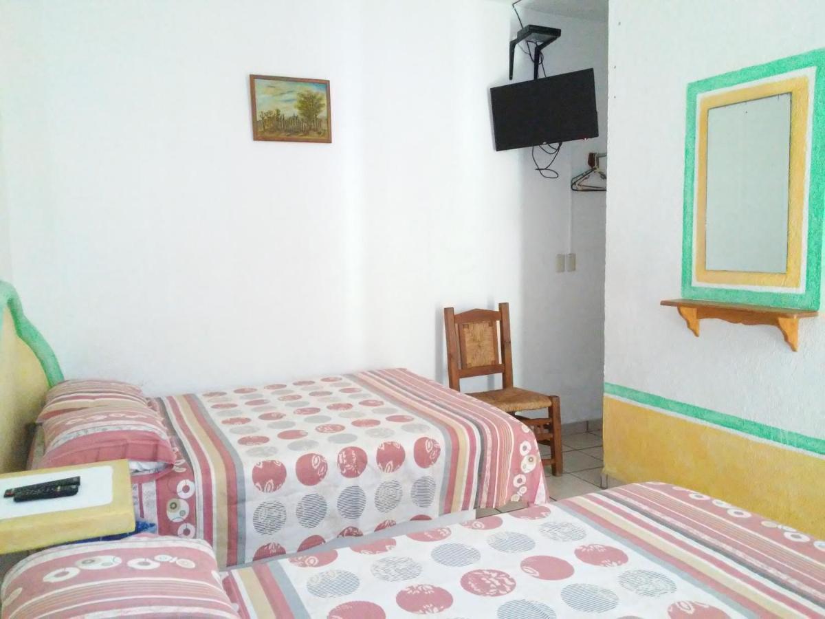 Hotel Sarabi Barra de Navidad Εξωτερικό φωτογραφία